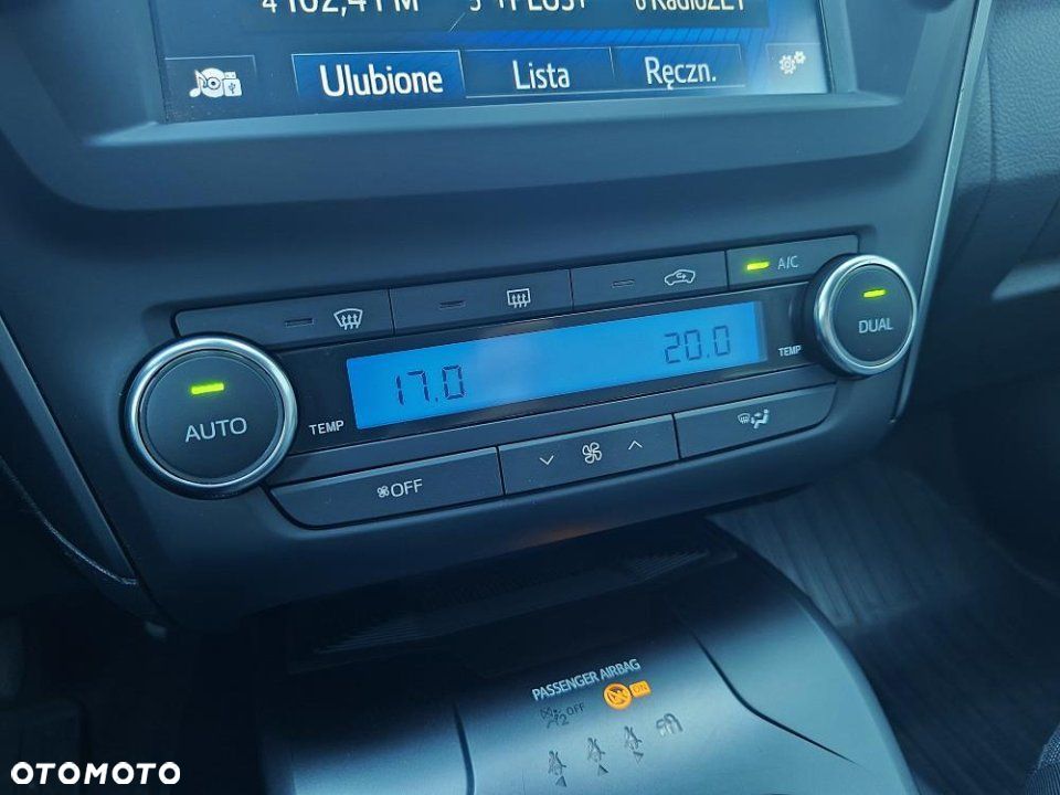 Toyota Avensis - 26