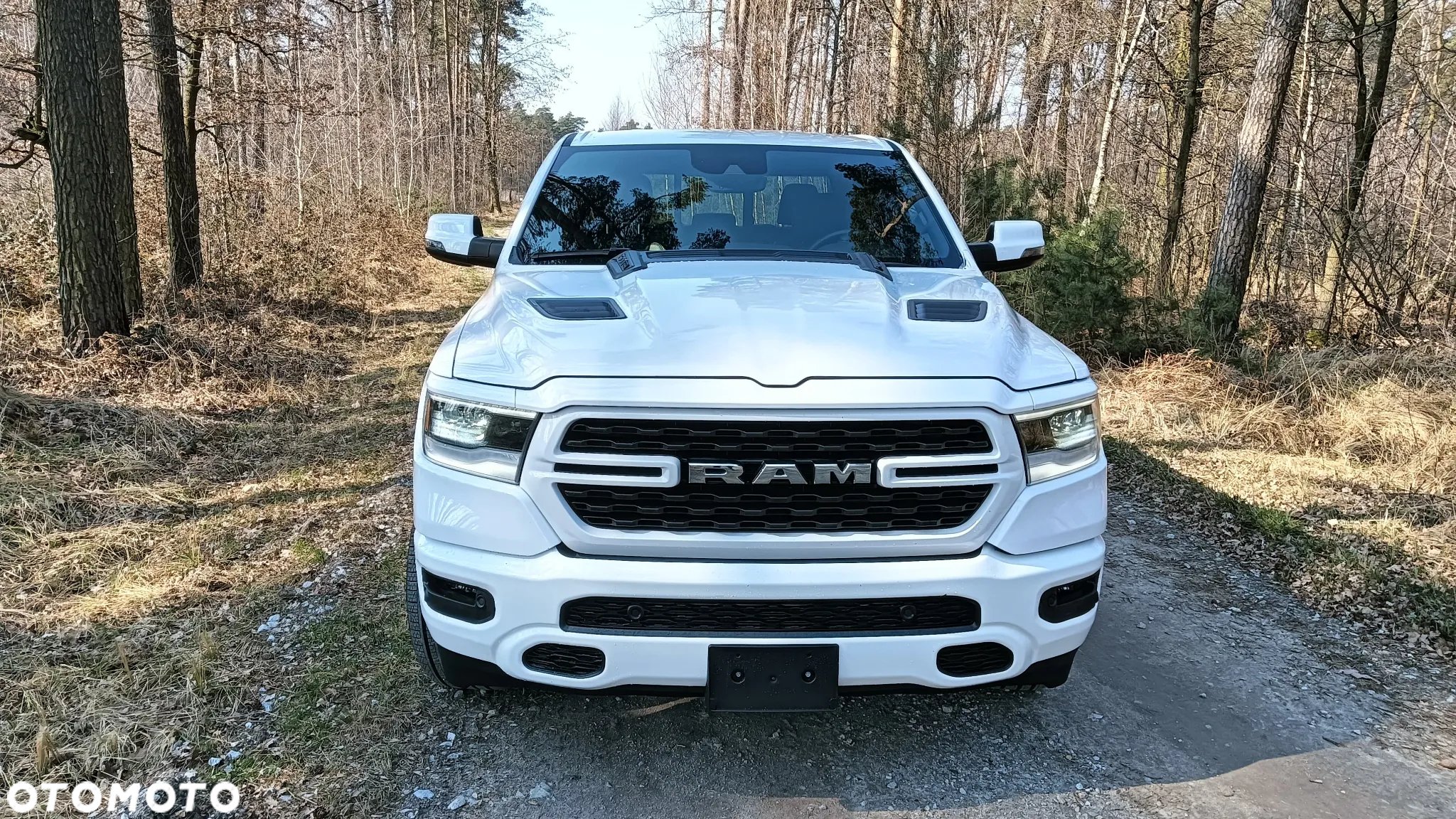 Dodge RAM 1500 5.7 4x4 - 2