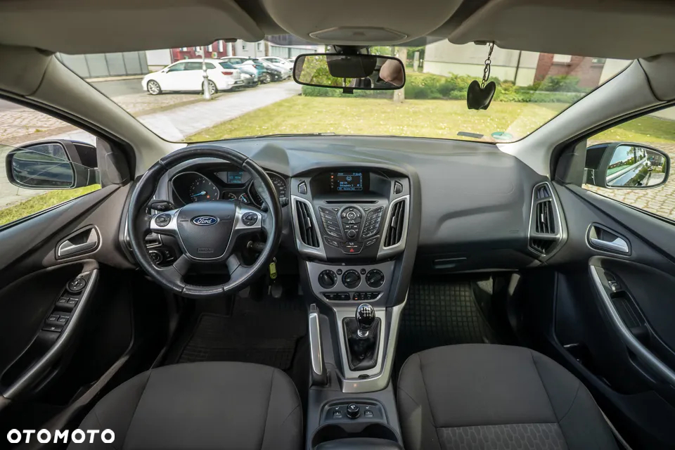 Ford Focus 1.0 EcoBoost Hybrid ACTIVE - 15