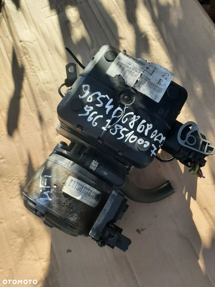 pompa zawieszenia Citroen C5 lift 965406868000 96628510007 - 1