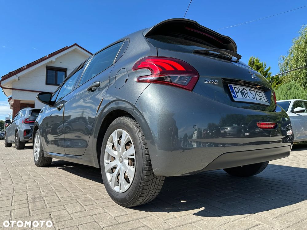 Peugeot 208 - 29