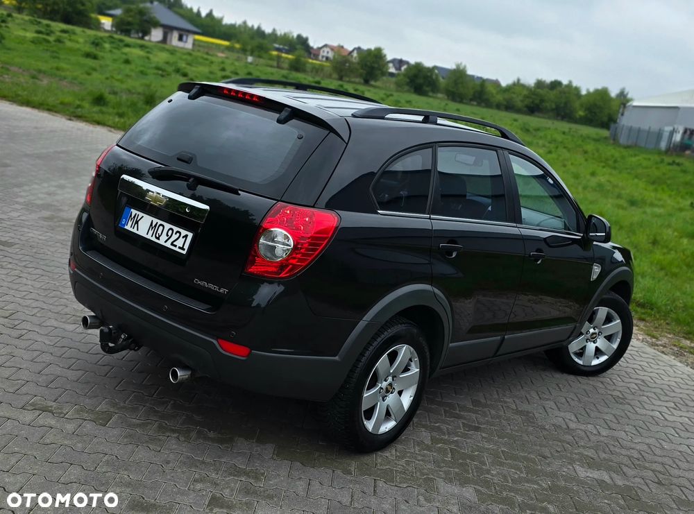 Chevrolet Captiva 2.4 4WD 7 Sitzer LT - 14