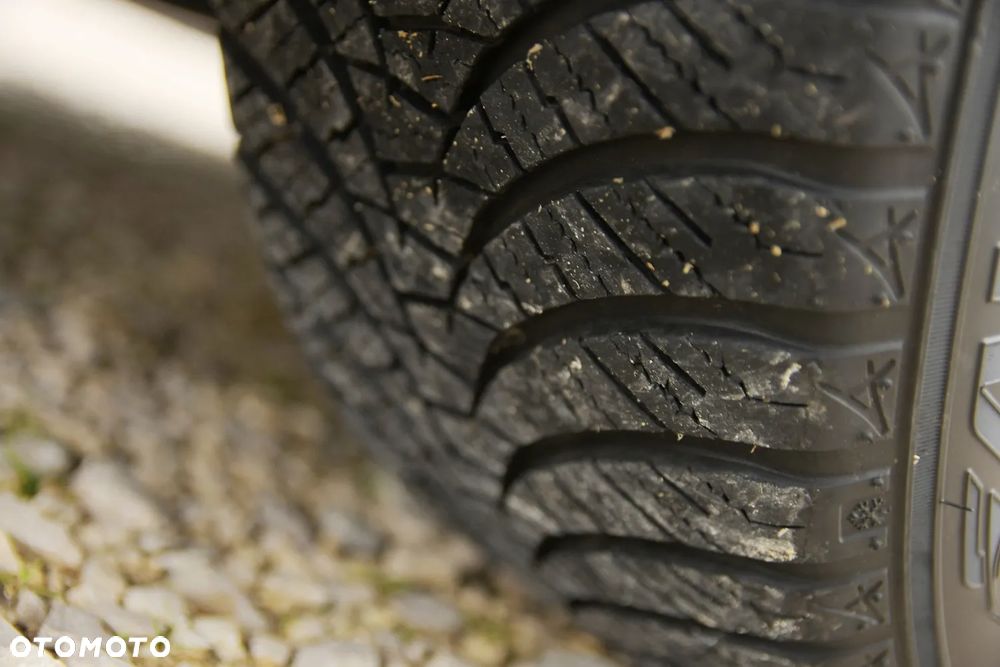 Volkswagen Golf Plus Plus1.6 TDI DPF BlueMotion Technology Style - 36