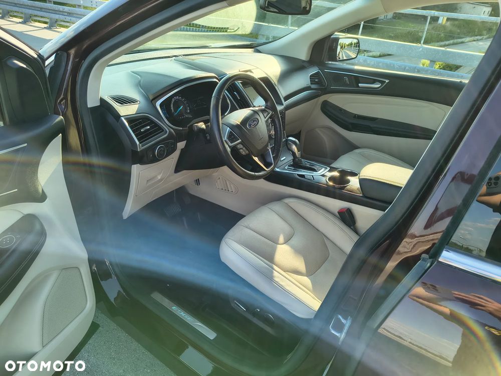 Ford Edge - 11