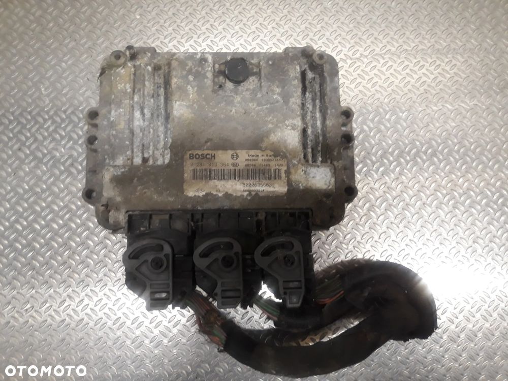 ZESTAW STARTOWY RENAULT MASTER II 2,5 DCI STEROWNIK  0281013368  8200635663 - 2