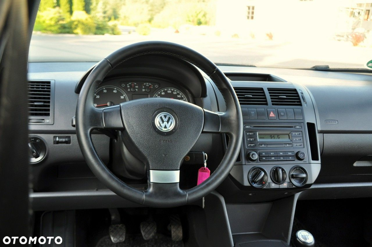 Volkswagen Polo - 30
