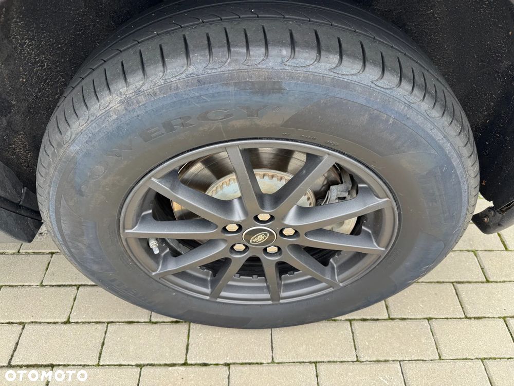 Land Rover Discovery Sport - 35