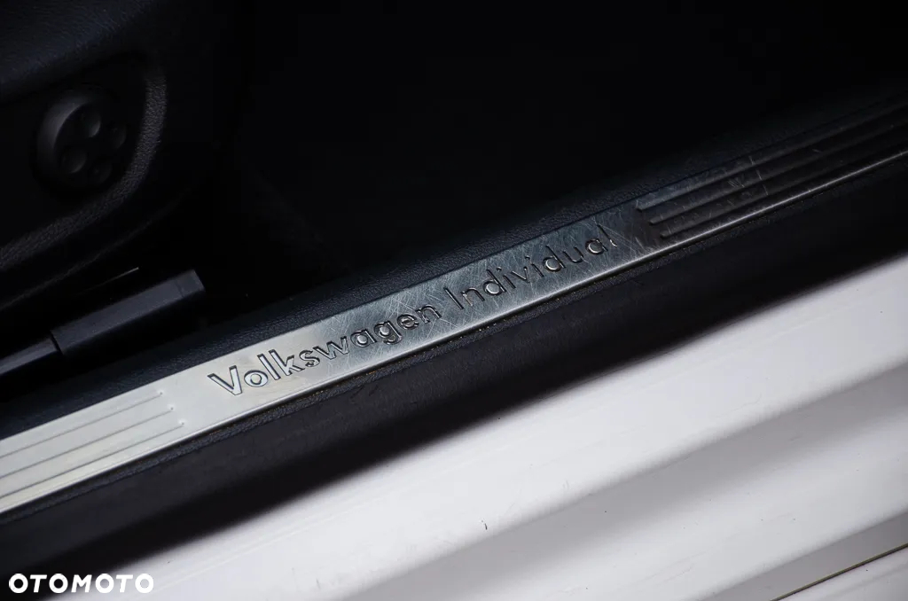 Volkswagen Passat CC 2.0 TSI DSG - 32