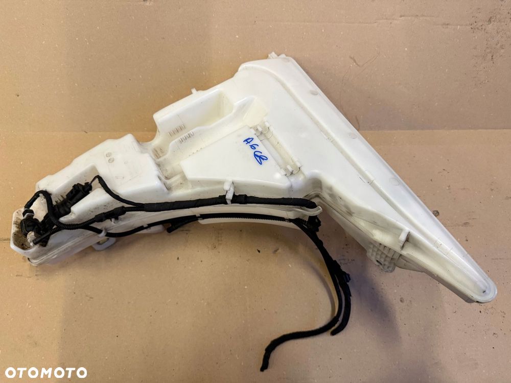 audi a6 c8 zbiornik płynu spryskiwaczy 4k0955451d 4k0955462 - 2