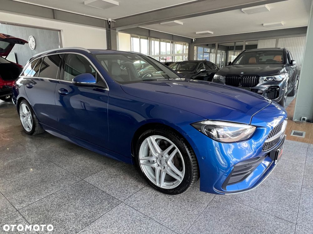 Mercedes-Benz Klasa C 220 d mHEV AMG - 3