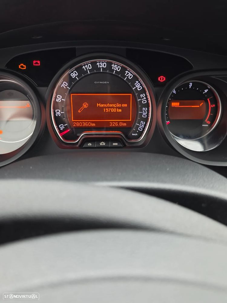 Citroën C5 Tourer 1.6 HDi VTR - 14