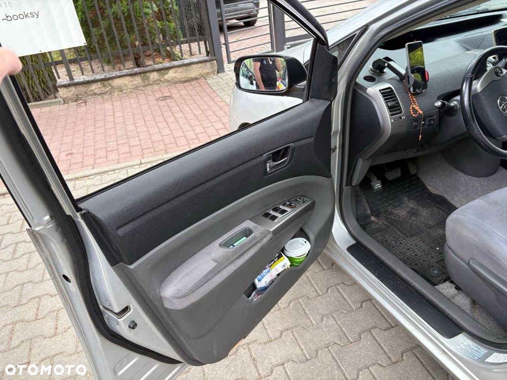 Toyota Prius - 6