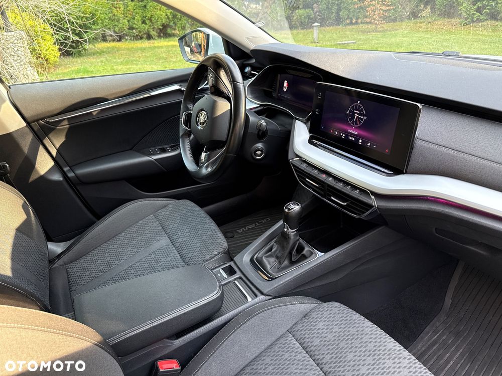 Skoda Octavia 1.5 TSI ACT Style - 14