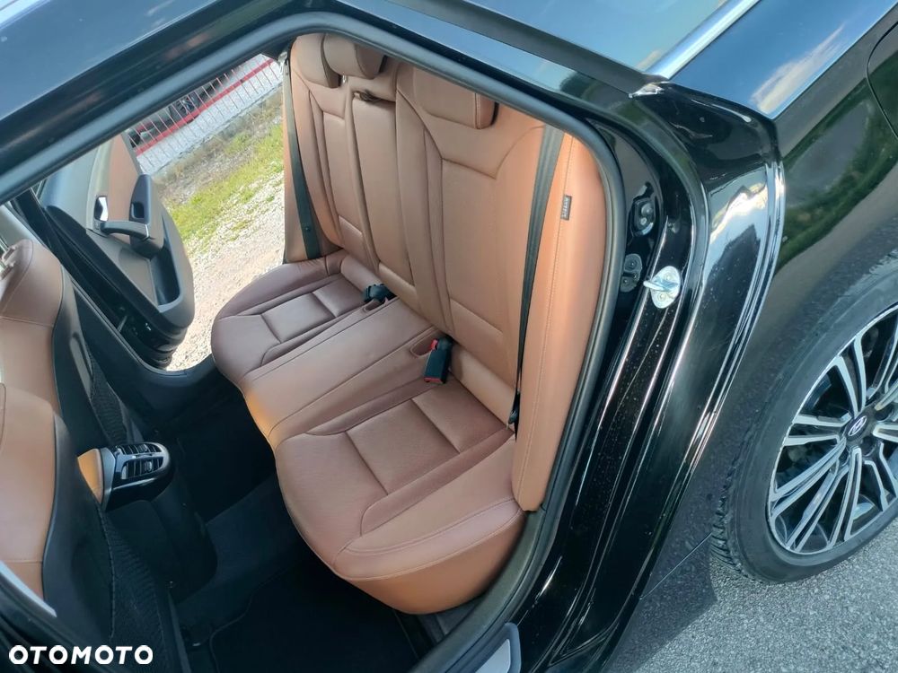Hyundai i40 Kombi 1.7 CRDi Premium - 13