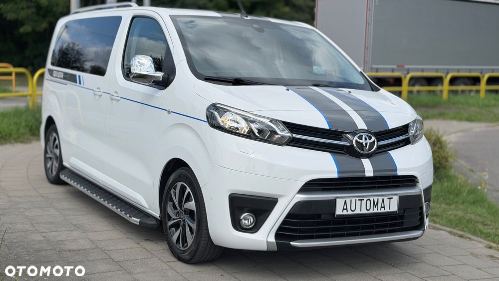 Toyota ProAce Kombi D-4D Medium 2,8t - 3