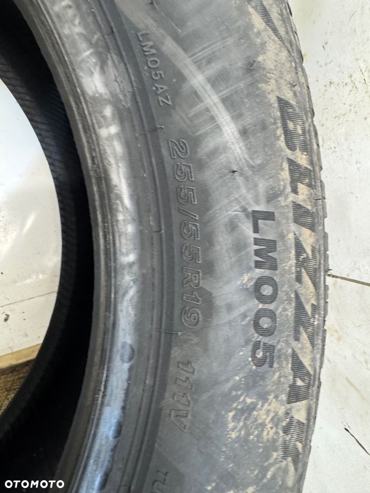 G-3024 255/55R19 111V BRIDGESTONE BLIZAK LM005 - 4