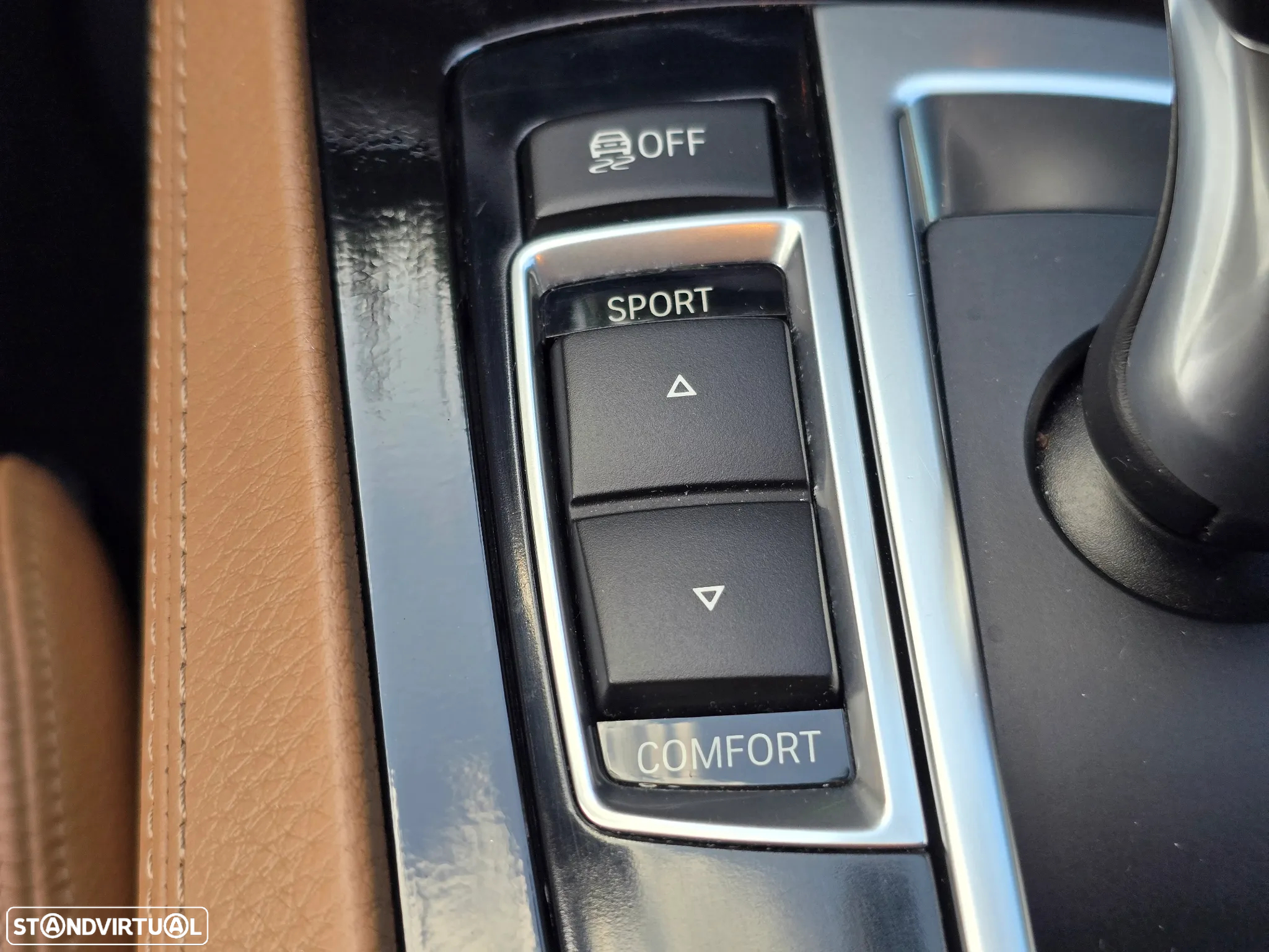 BMW 740 d Pack M - 24
