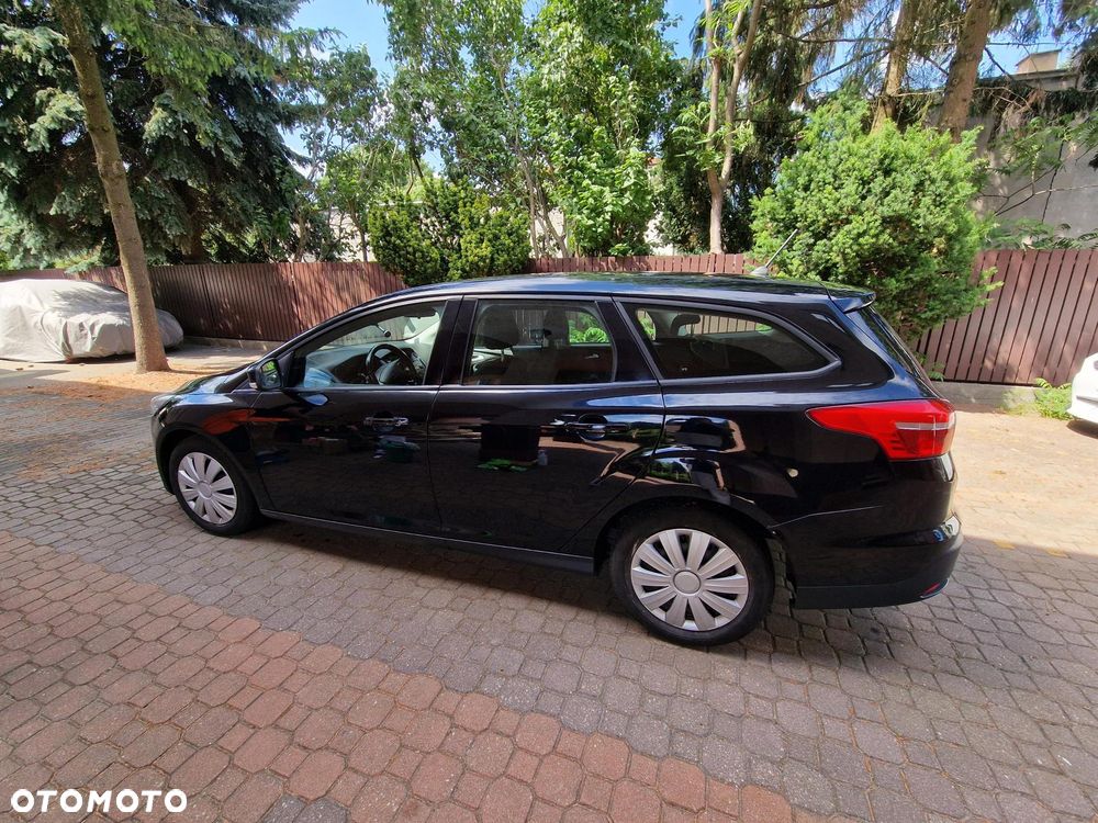 Ford Focus 1.6 Trend - 4