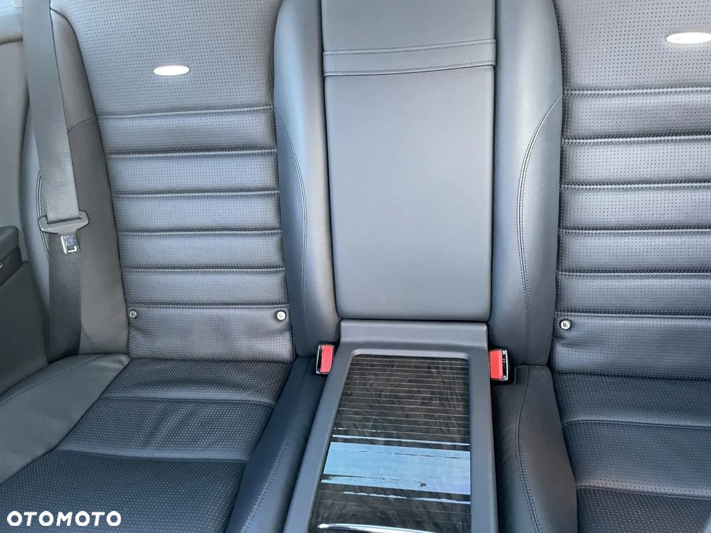 Mercedes-Benz CL 63 AMG - 12