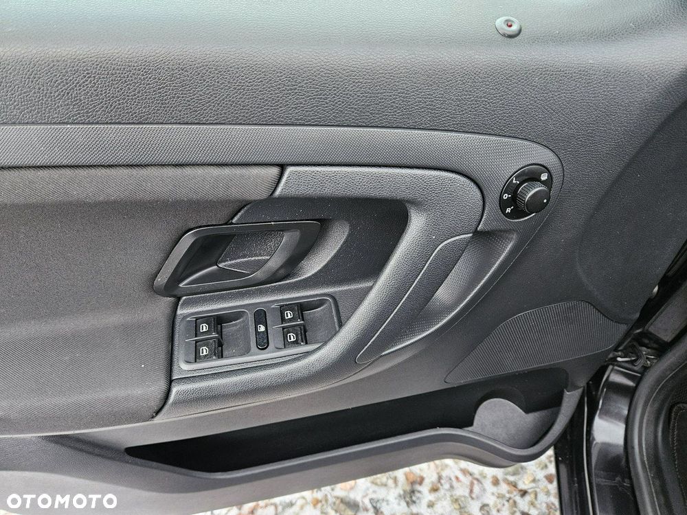 Skoda Roomster - 13