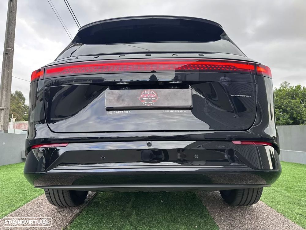 Xpeng G9 98 kWh AWD Performance + Pack Premium - 16