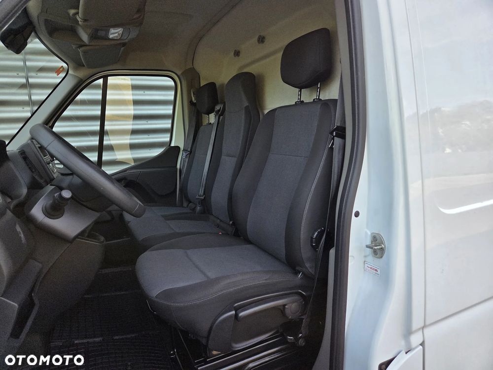 Renault Master - 10