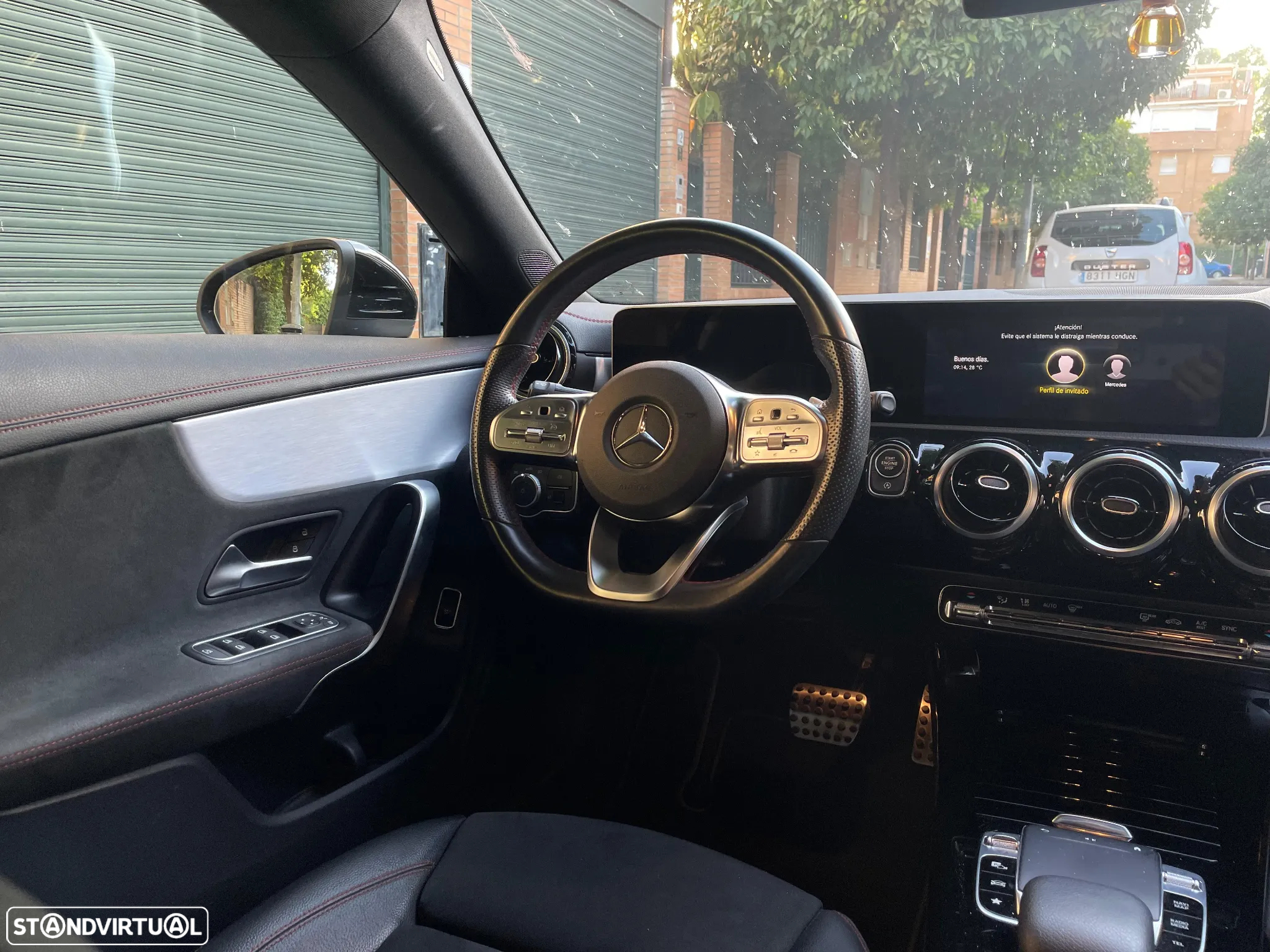 Mercedes-Benz 250 - 12