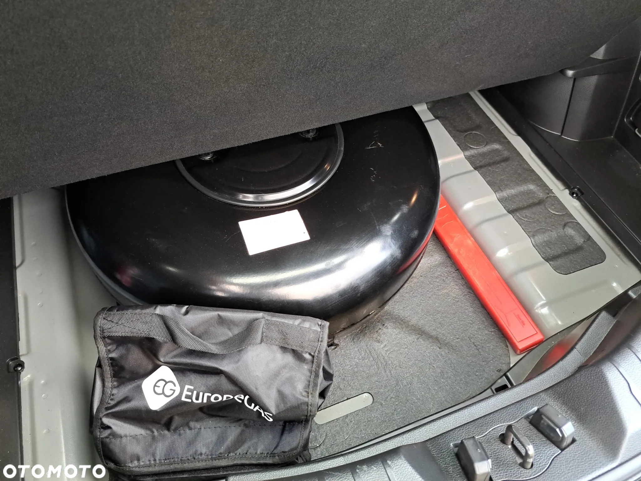 SsangYong/KGM Tivoli Grand 1.5 T-GDI Adventure - 24