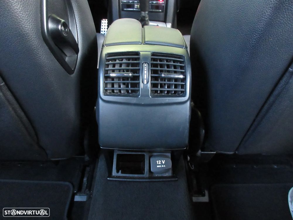 Mercedes-Benz E 250 - 32