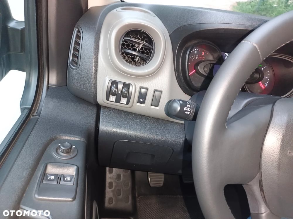 Renault Trafic - 10
