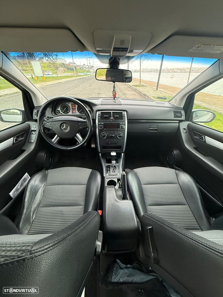 Mercedes-Benz B 180 CDI Autotronic - 8