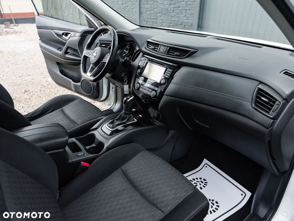 Nissan X-Trail 1.6 DCi N-Connecta 2WD Xtronic 7os - 16