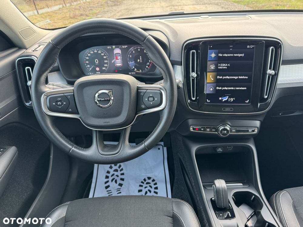 Volvo XC 40 T5 AWD Momentum - 14