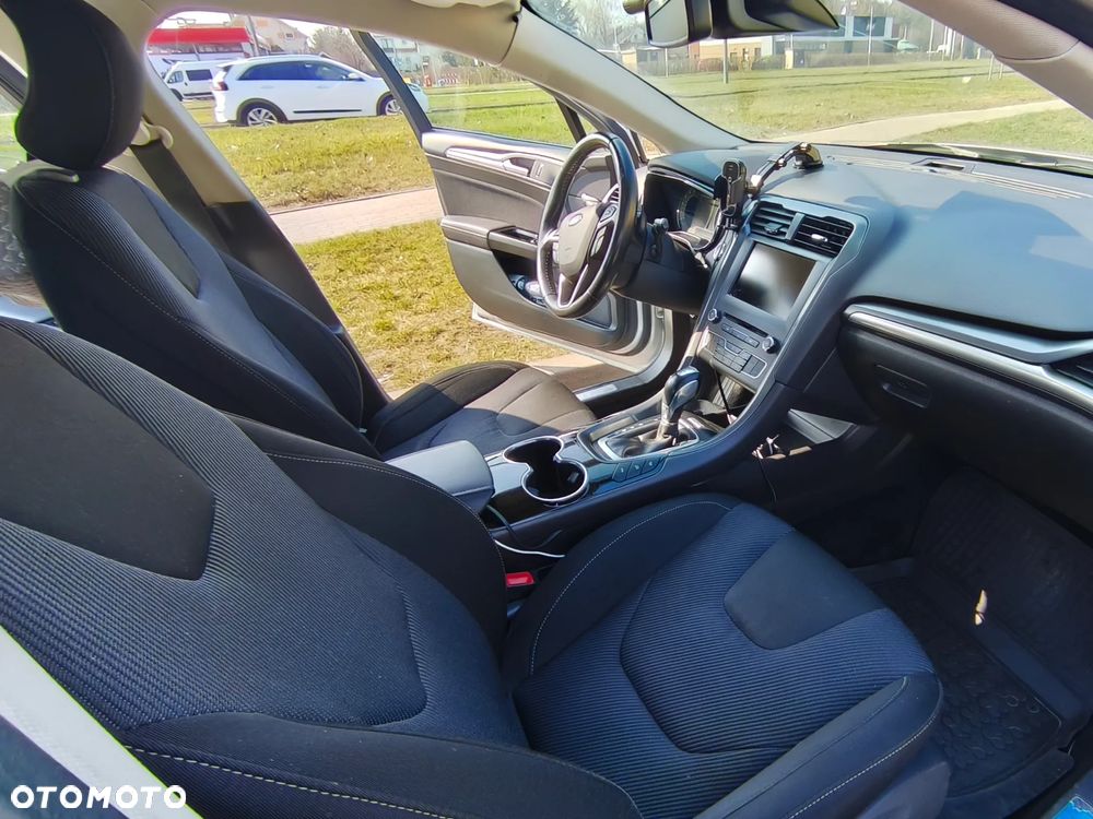 Ford Mondeo 2.0 TDCi Titanium PowerShift - 13