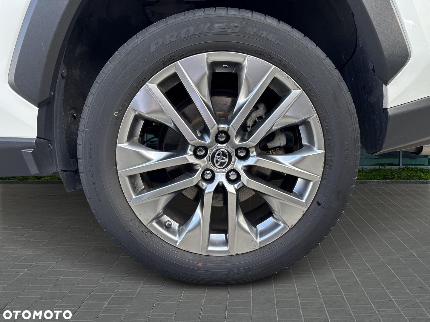 Toyota RAV4 2.5 Hybrid Executive 4x2 - 18