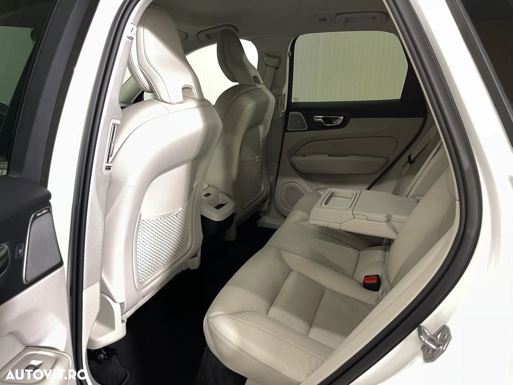 Volvo XC 60 B5 D AWD Geartronic Inscription - 11