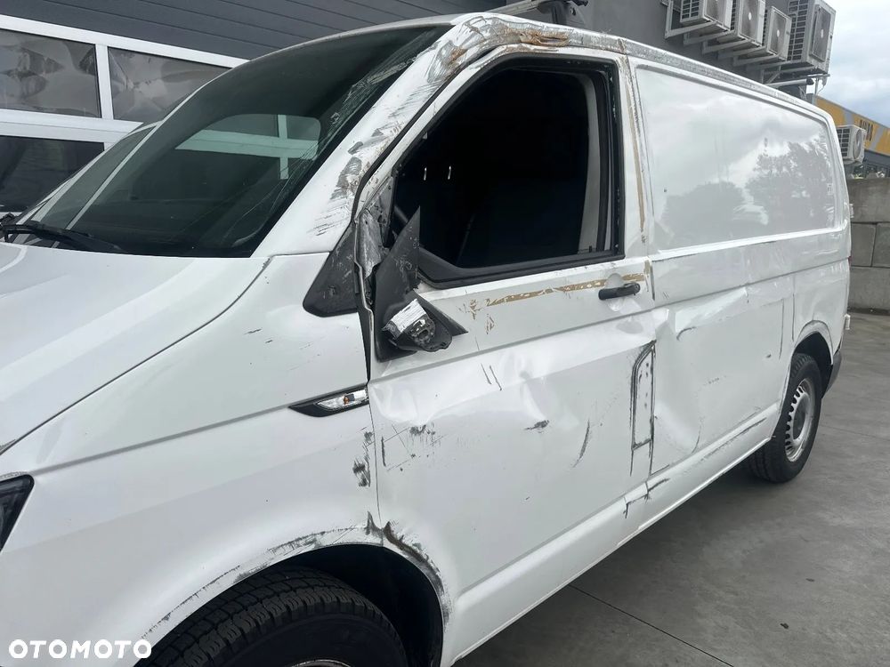 Volkswagen Transporter - 18