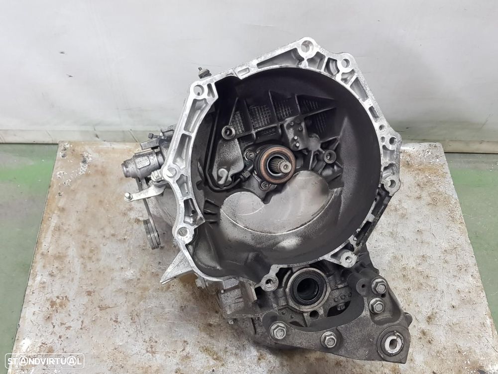 CAIXA DE VELOCIDADES OPEL ASTRA J BERLINA 5P REF. M32 - 1