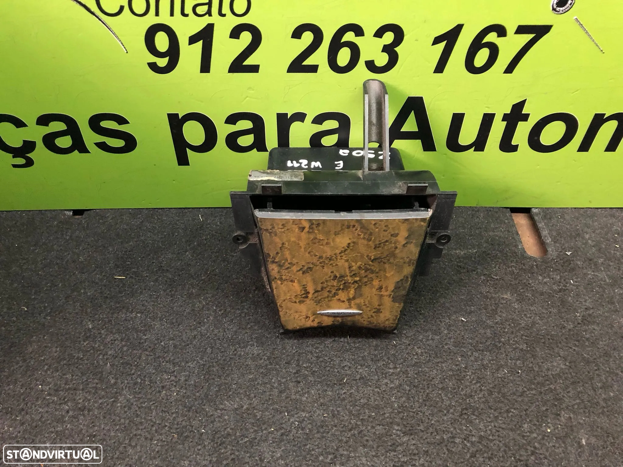 MERCEDES E CLASSE W211 FECHO CONSOLA E CINZEIRO - Z502 - 2