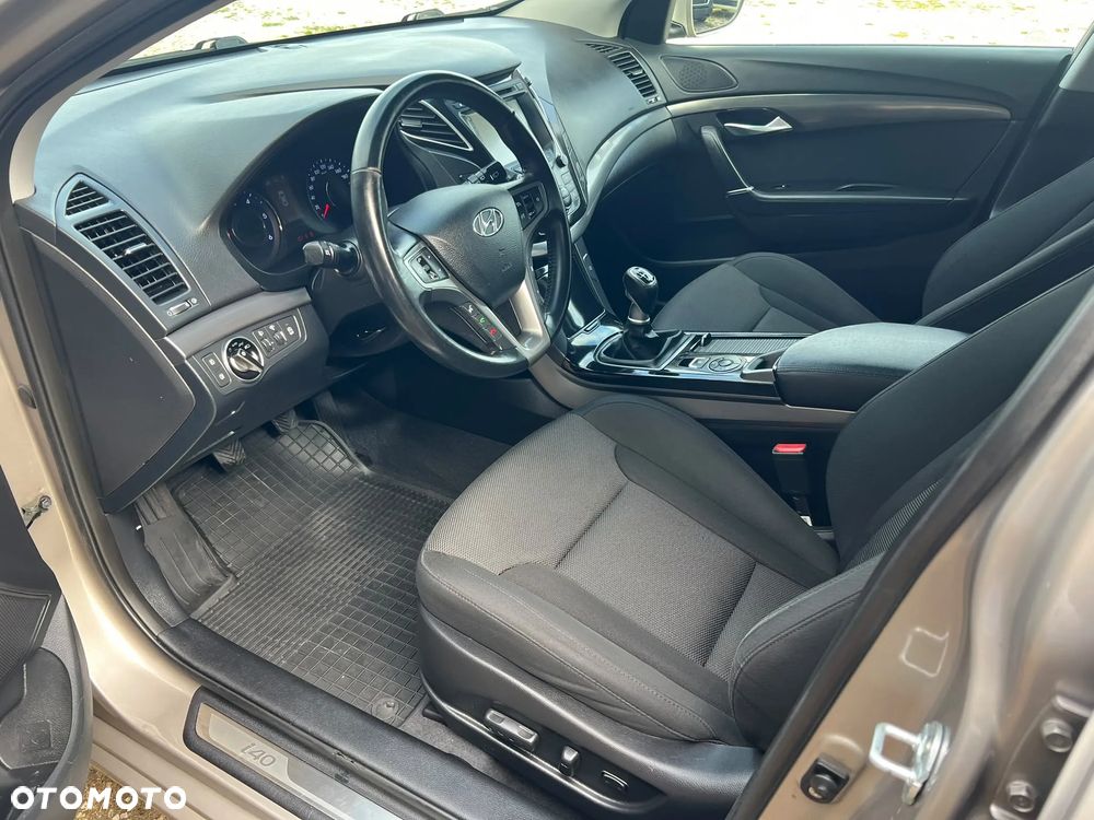Hyundai i40 Kombi 1.7 CRDi Style - 26
