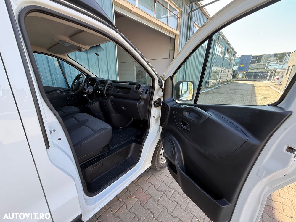 Renault Trafic 2.0 Blue dCi 146CP Authentique L2H2 - 20