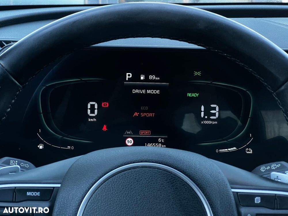 Kia Sportage 1.6 T-GDI HEV 6AT 4x2 Business Line - 14