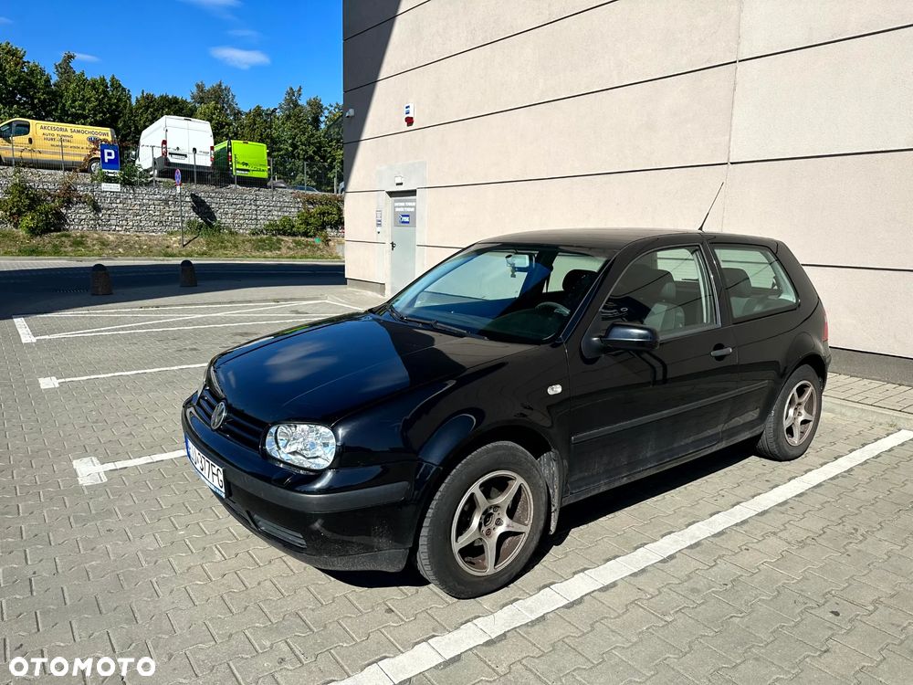 Volkswagen Golf IV 1.4 Basis - 2