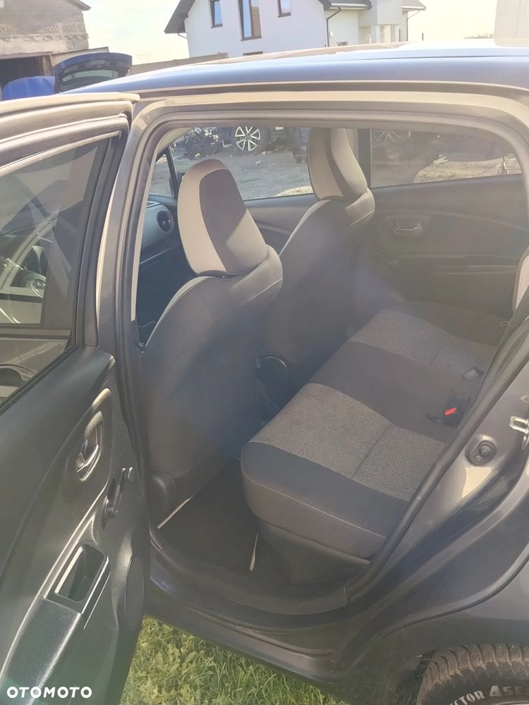Toyota Yaris - 5