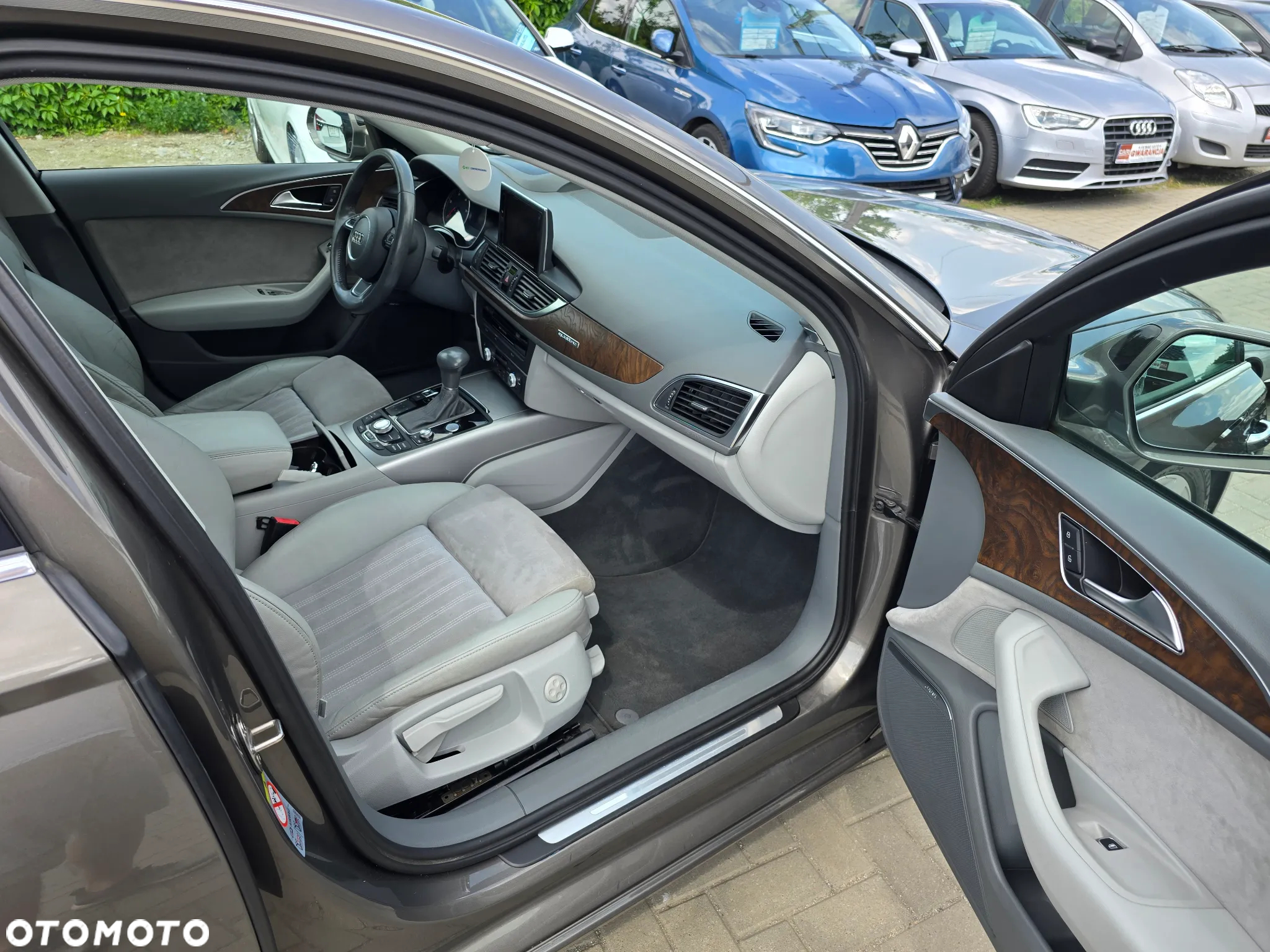 Audi A6 - 12