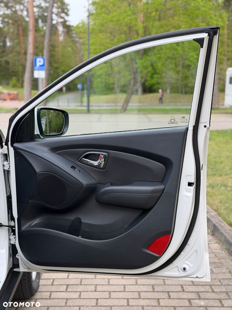Hyundai ix35 2.0 CRDi 4WD Automatik Premium - 18