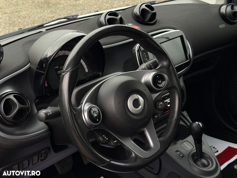Smart Fortwo EQ - 17