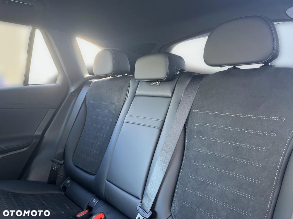 Mercedes-Benz GLC - 19