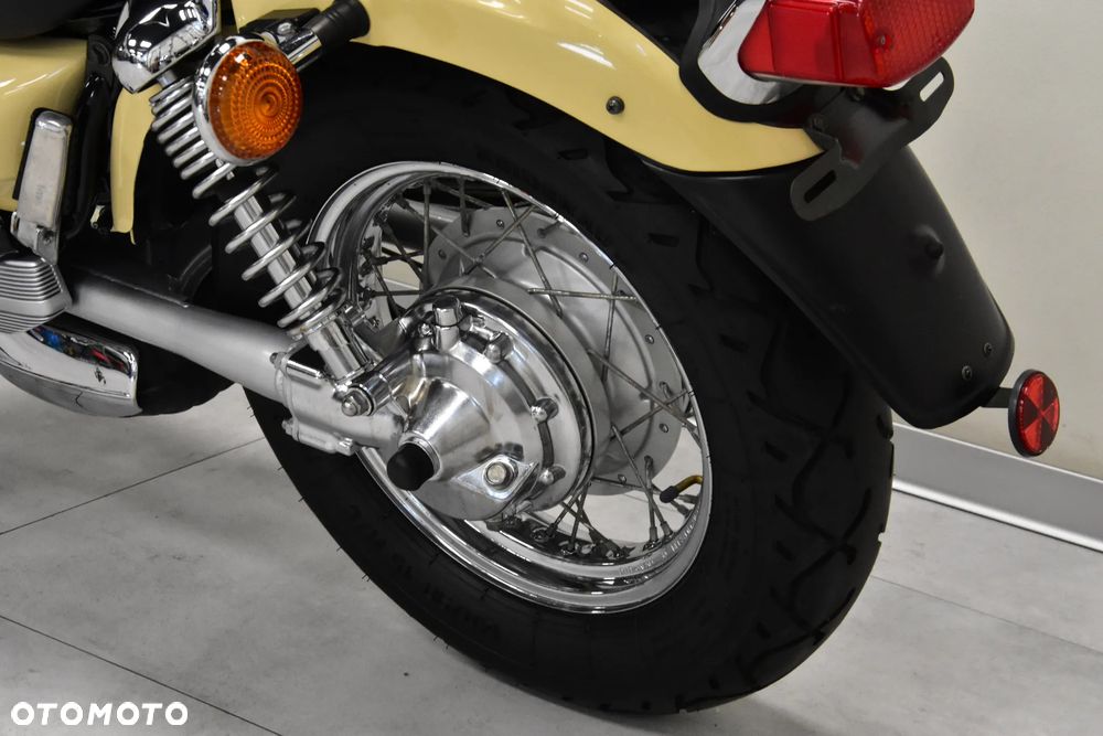 Yamaha XV - 35