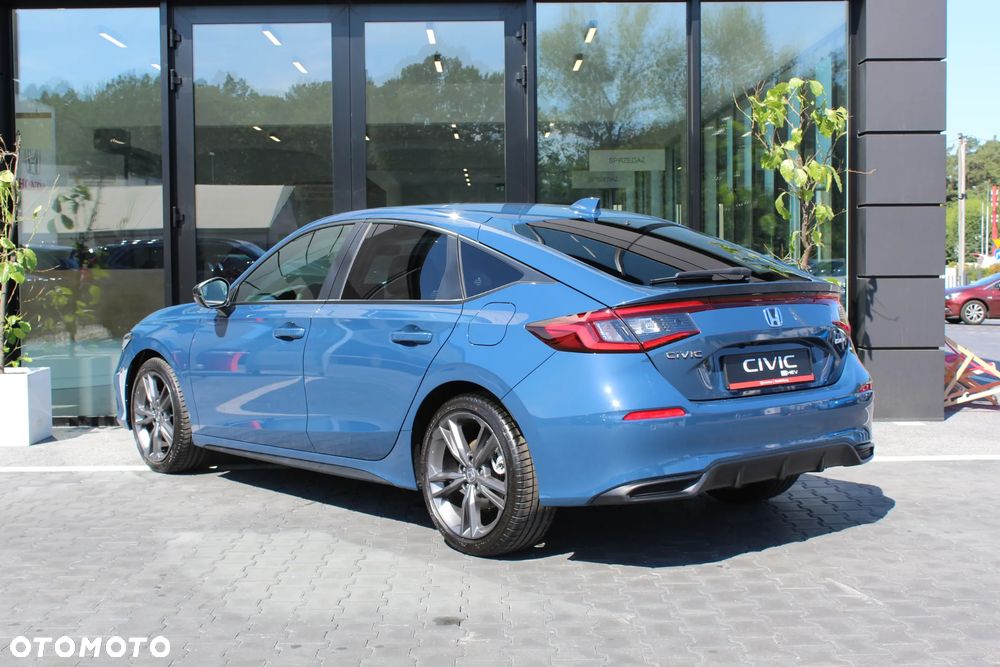 Honda Civic 2.0 i-MMD Sport CVT - 17